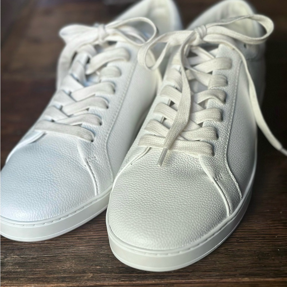 New Jimmy Choo tenis shoes